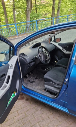 Toyota Yaris cena 9800 przebieg: 140927, rok produkcji 2006 z Krynica Morska małe 137